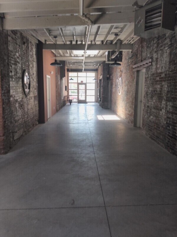 Photo - 427 N Brady St Unit 2