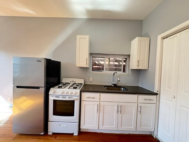 Photo - 22 Beacon Ave Unidad 4