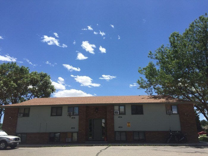 Water/Sewer/Trash Included - Large Two Bedroom One Bath In North Loveland! Easy Access to HWY 287! - Water/Sewer/Trash Included - Large Two Bedroom One Bath In North Loveland! Easy Access to HWY 287!
