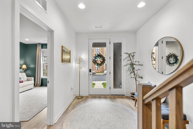 Photo - 42338 Nelsonville Ter