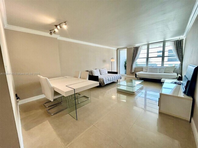 Photo - 100 Lincoln Rd Unidad 1010