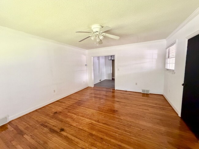 Photo - wilmot2722 Unit A