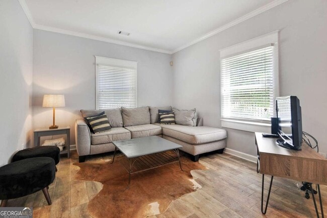 Photo - 310 Glenwood Ave SE