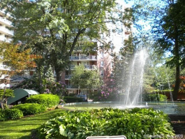 Photo - 91 Strawberry Hill Ave Unidad APT 435