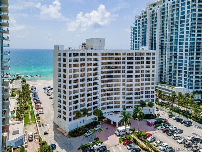 Building Photo - 3505 S Ocean Dr Unit 401 Rental