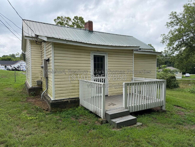 Photo - 320 E Morehead St