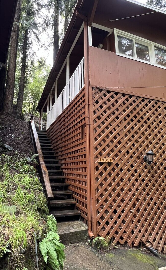 Two Bedroom hilltop home with Carport, lar... House Rental in Rio