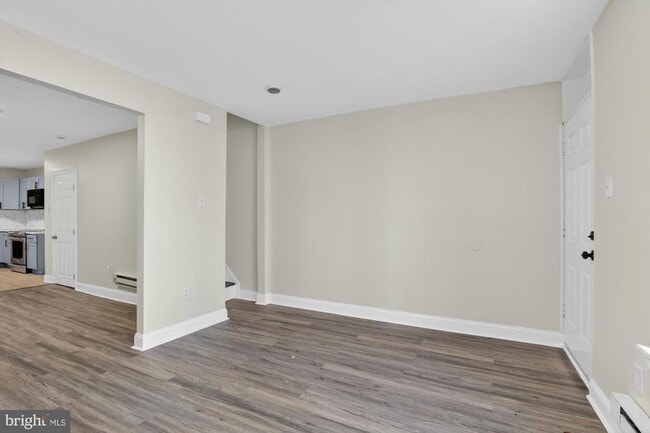 Photo - 1729 N Bambrey St