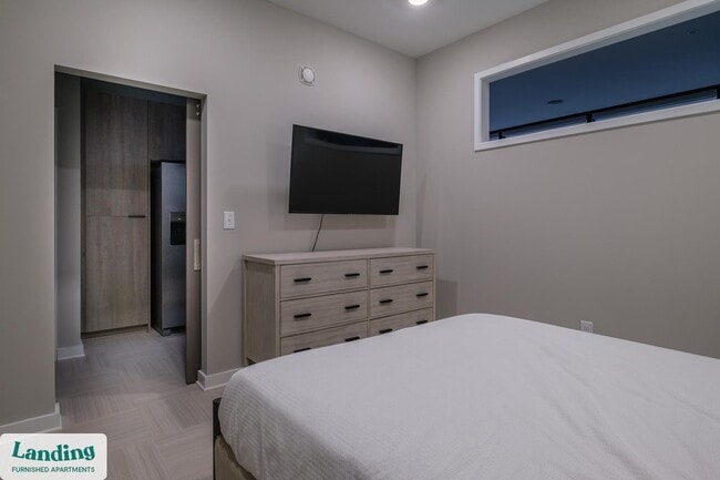 Photo - 600 19th St N Unit 609