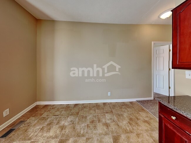 Photo - 661 Sugar Mill Dr