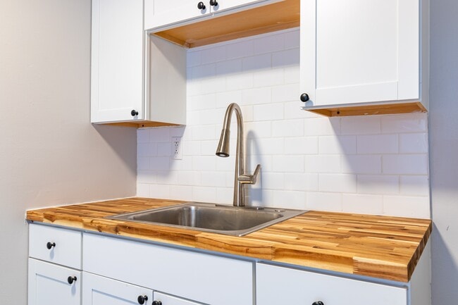 Photo - Fulton Flats West