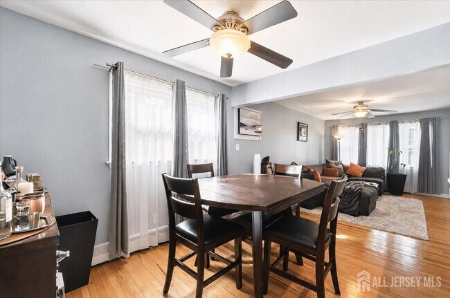 Photo - 445 W Smith St Unit 1