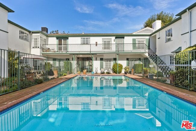 Photo - 9756 W Olympic Blvd