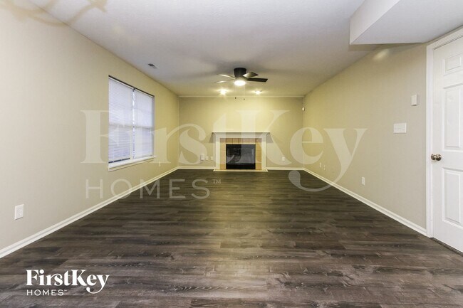 Photo - 540 Garden Grace Dr