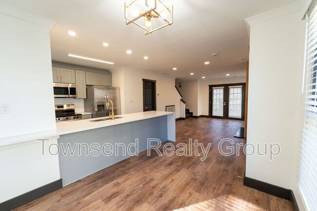 Photo - 3150 Driftwood Dr