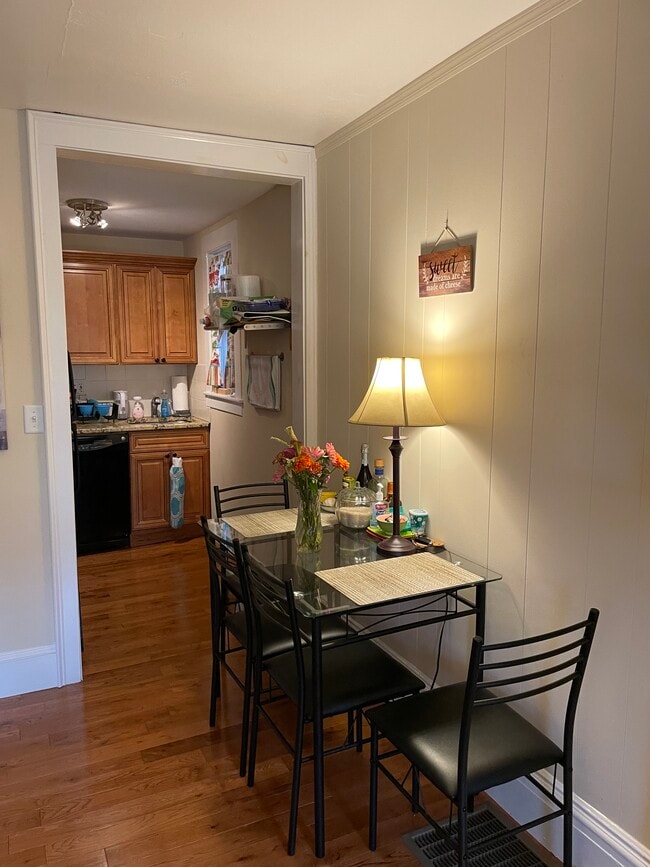 Photo - 32 Pearl St Unit 1