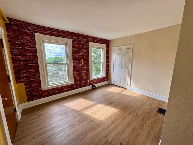 Photo - 4451 Highridge St Unit 4