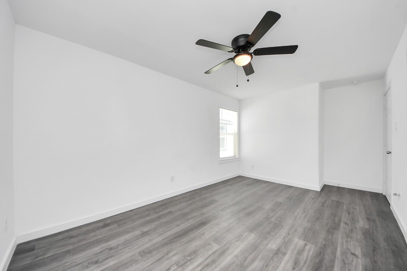 Photo - 8125 Laura Koppe Rd