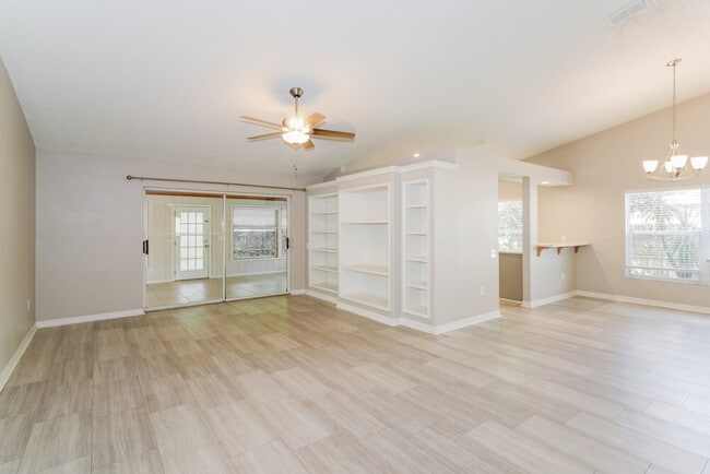 Photo - 26808 Haverhill Dr