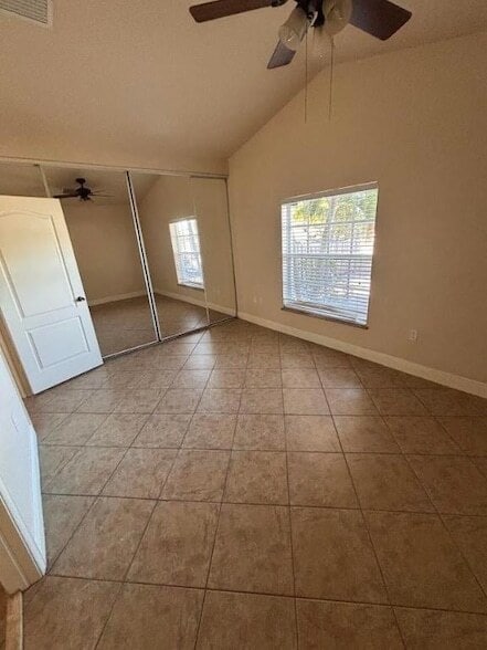 Photo - 4838 Cambridge St