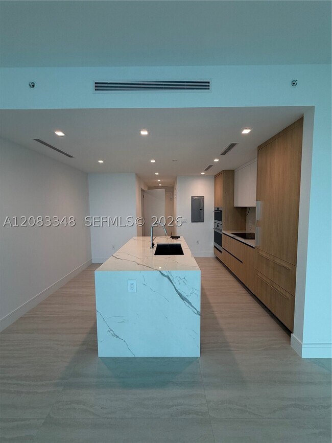 Photo - 2411 Laguna Cir Unit 2307