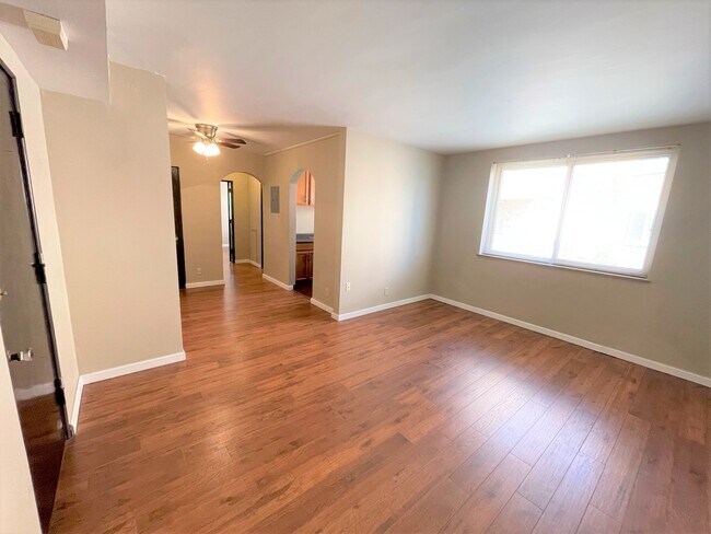 Photo - 5712 Phillips Ave Unit B9