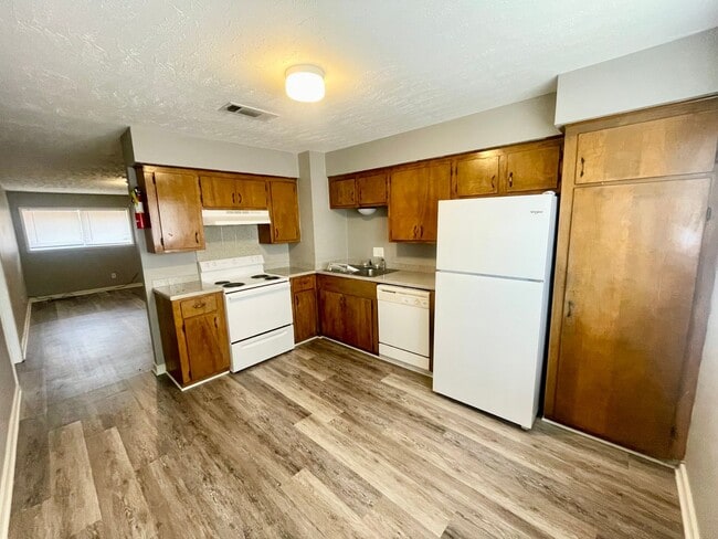 Photo - Pearl Manor
