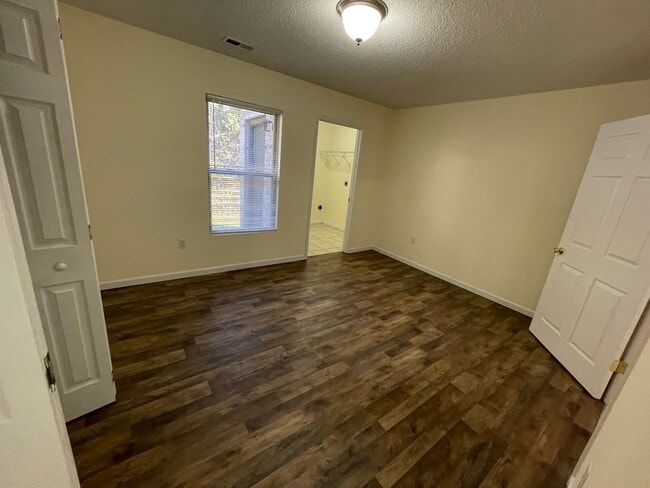 Presswood Court