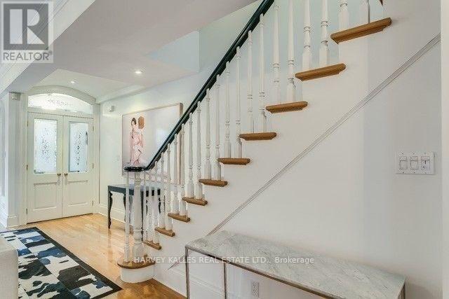 Photo - 99 Hazelton Ave