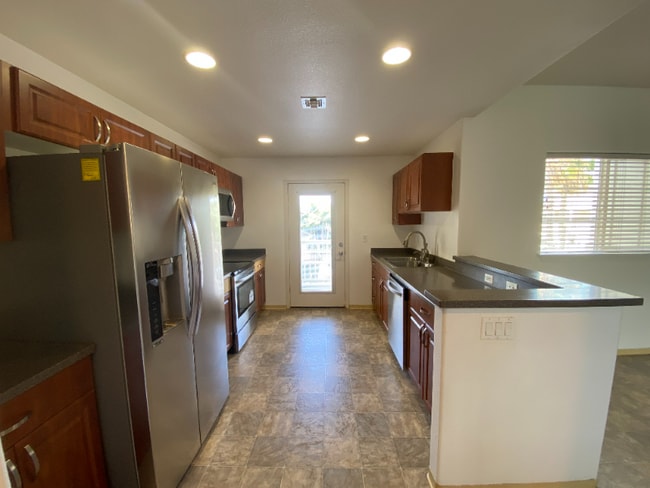 Photo - 533 Manawai St