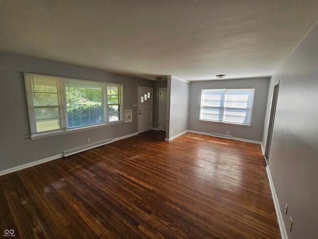 Photo - 2107 W Coil St