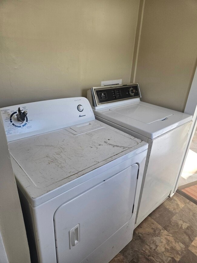 Photo - 1500 Adam St