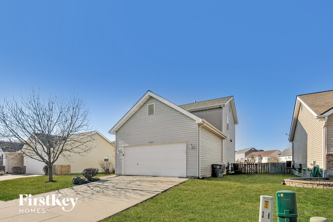 Photo - 1903 Briarfield Dr House