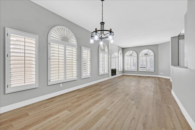 Photo - Fully remodeled 5 bed plus Loft / 4.5 bath...