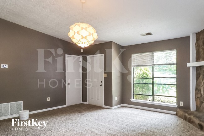 Photo - 611 Paden Mill Trail