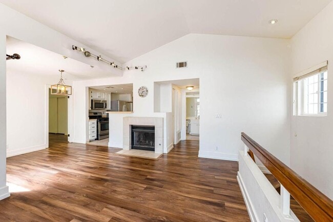 Photo - 1240 Franciscan Ct