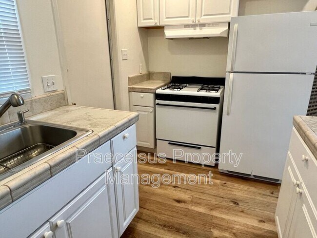 270 Whitney St Unit C