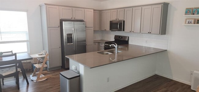 Photo - 1320 Weatherford Ln