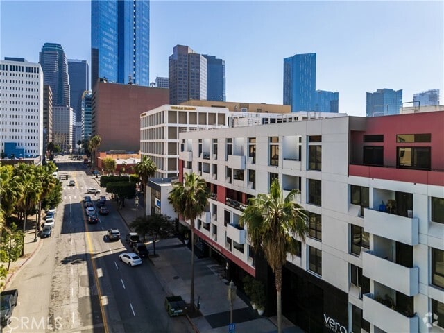 Building Photo - 1234 Wilshire Blvd Unit 612 Rental