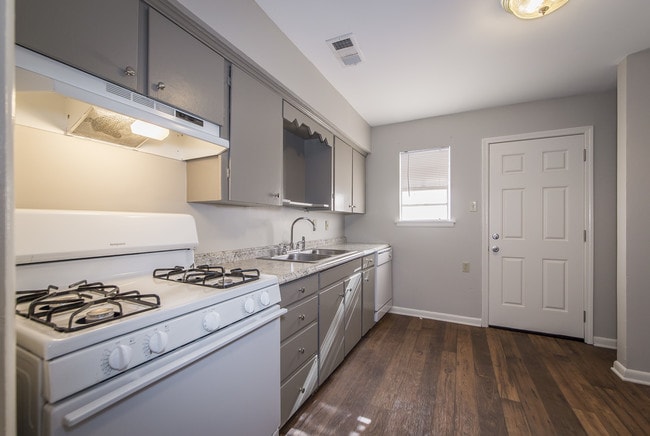 Photo - 221 N Fillmore St Unit 3