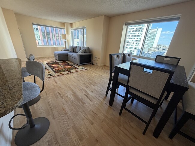 Photo - 8 Museum Way Unit 802