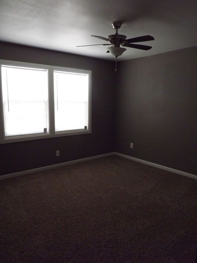 Photo - Pre Leasing for fall 2026! 4/2 by Greek circle!