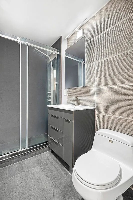 Photo - 736 W 187th St Unit 507