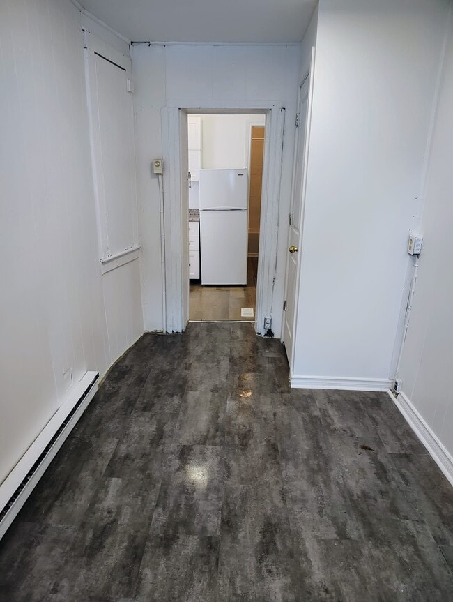 Photo - 494 Somerset St W Unit 1/2 B