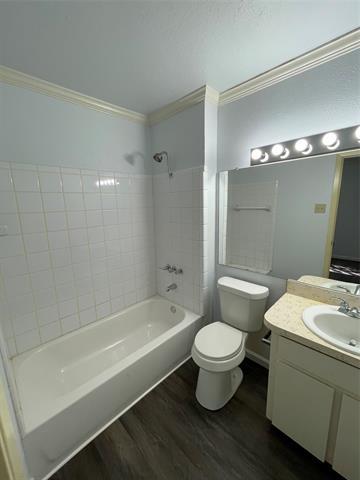 Photo - 4926 Pinehurst Dr