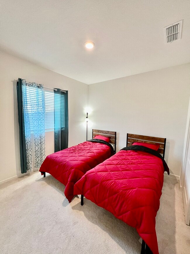 Photo - 2056 Ballet Way