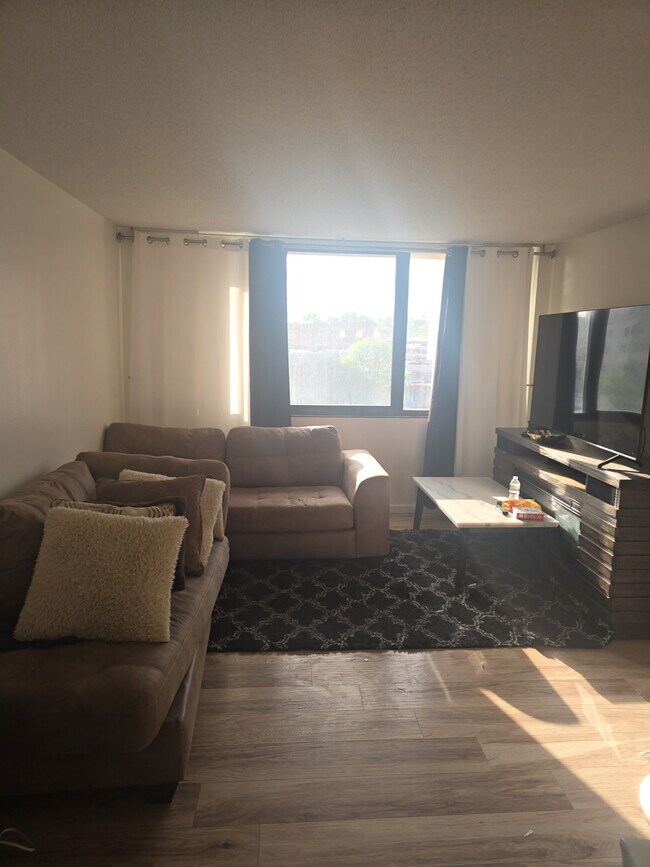 Photo - 70 Southbridge St Unit 503