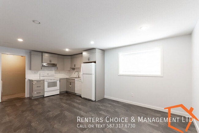 Photo - 2 bedroom Basement Suite, Assigned Parking, Insuite Laundry