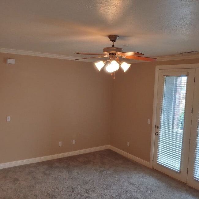 Photo - Nice main floor 3 BR 2 BTH Condo in awesome PG location Unit 38