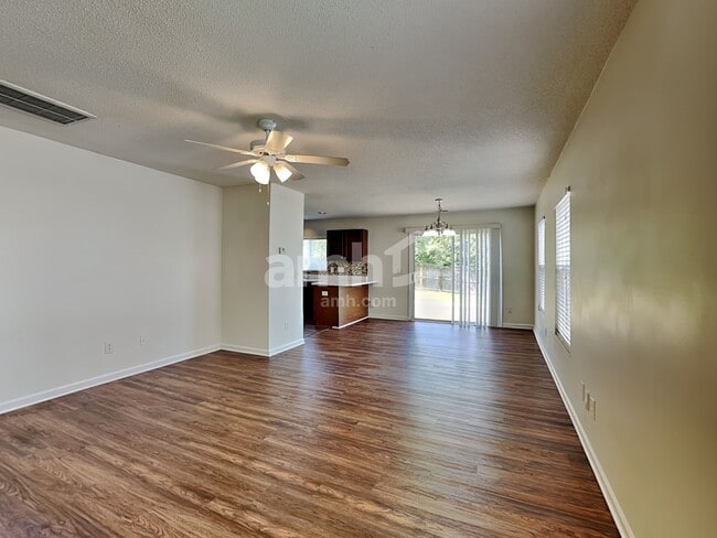 Photo - 3771 Marshlane Way